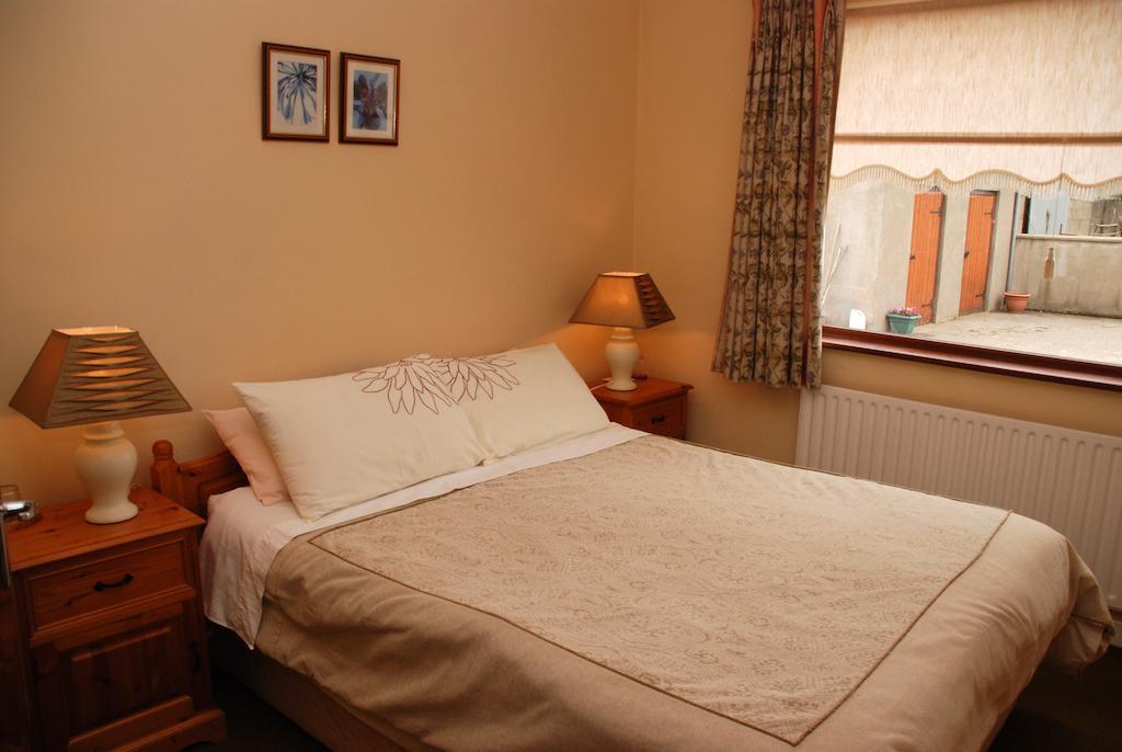 Cradog Farmhouse B&B Urlingford Номер фото